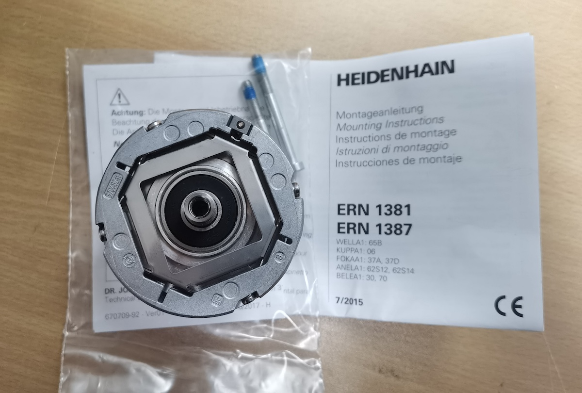 HEIDENHAIN 编码器 1109256-17 ROQ 425 512