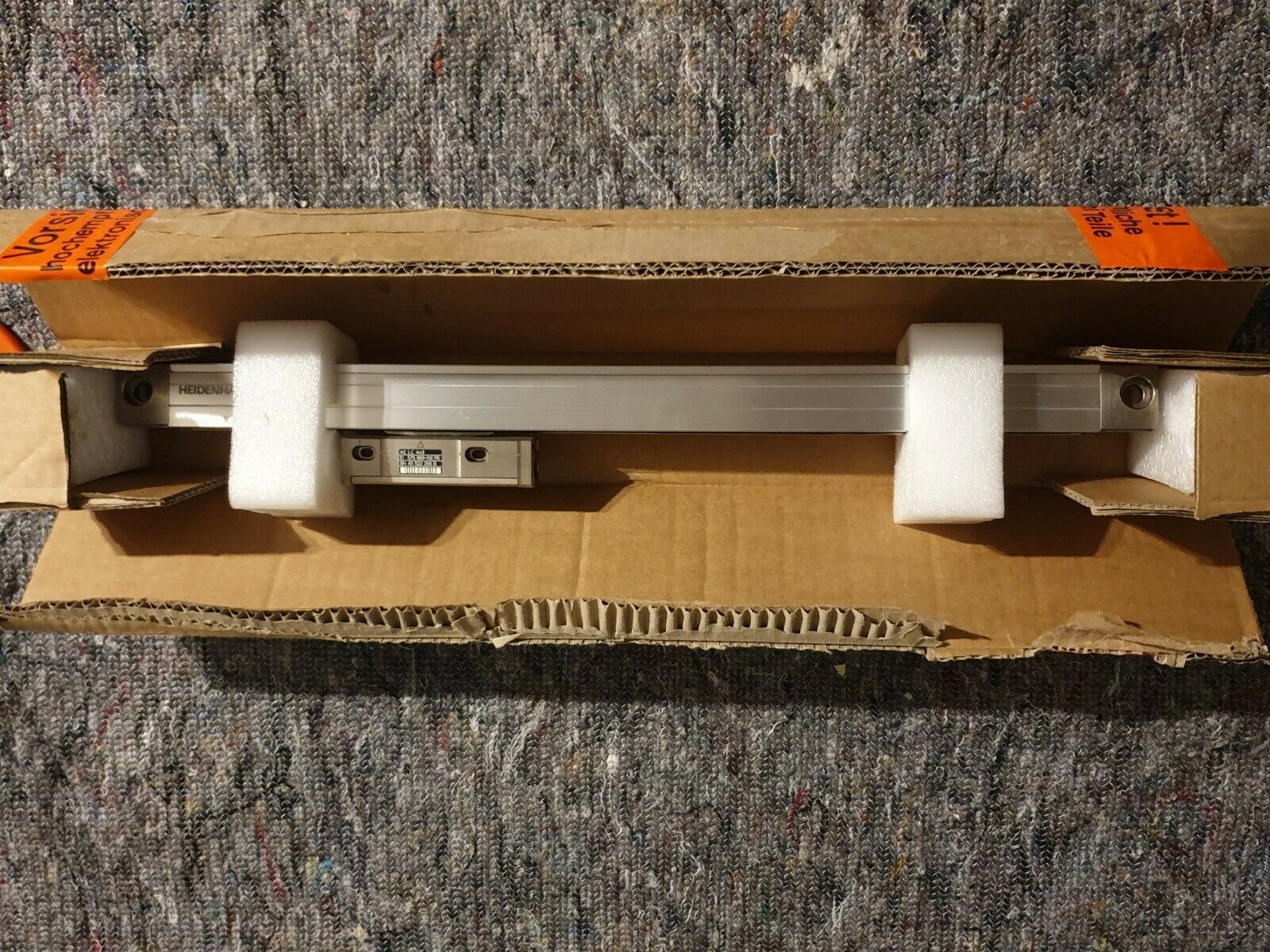 HEIDENHAIN 光栅尺 689697-42 LC 185 1740 5,0