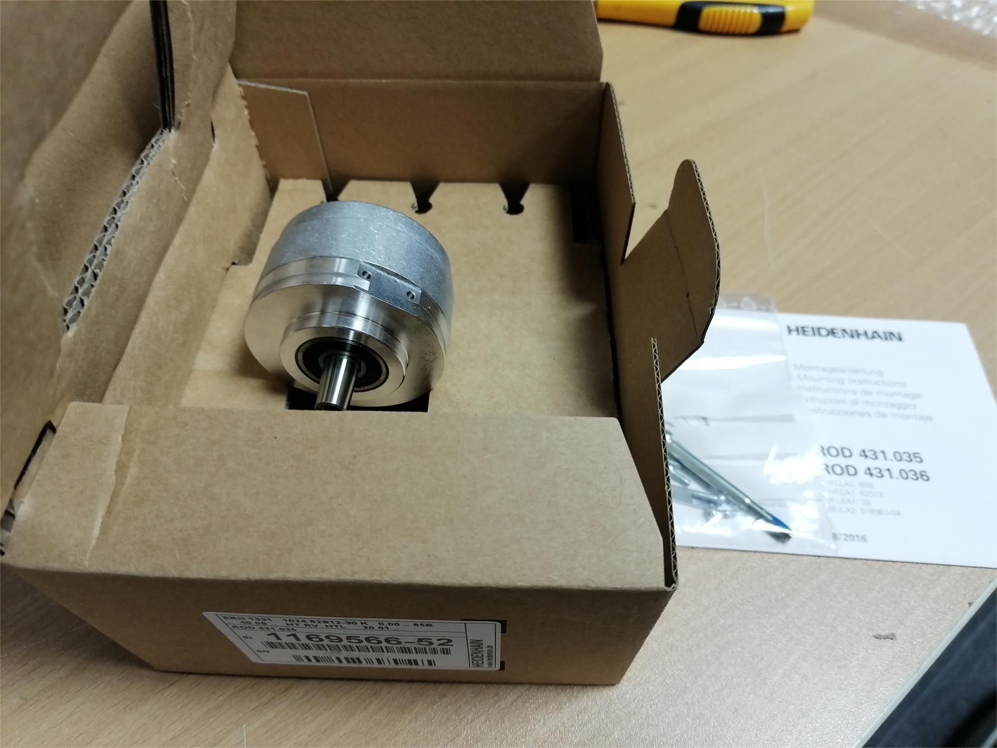 海德汉 HEIDENHAIN 编码器 	827039-14 EQN 1325 2048 62S12-78