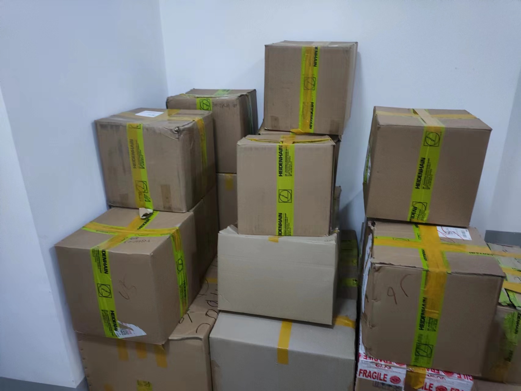 HEIDENHAIN 读数头 ID 1180871-01 AK LIF 18R