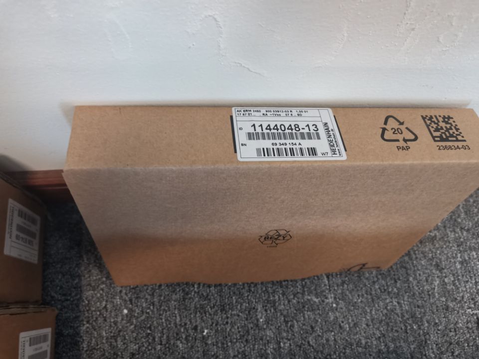 HEIDENHAIN 读数头 1144048-13 AK ERM 2480 900